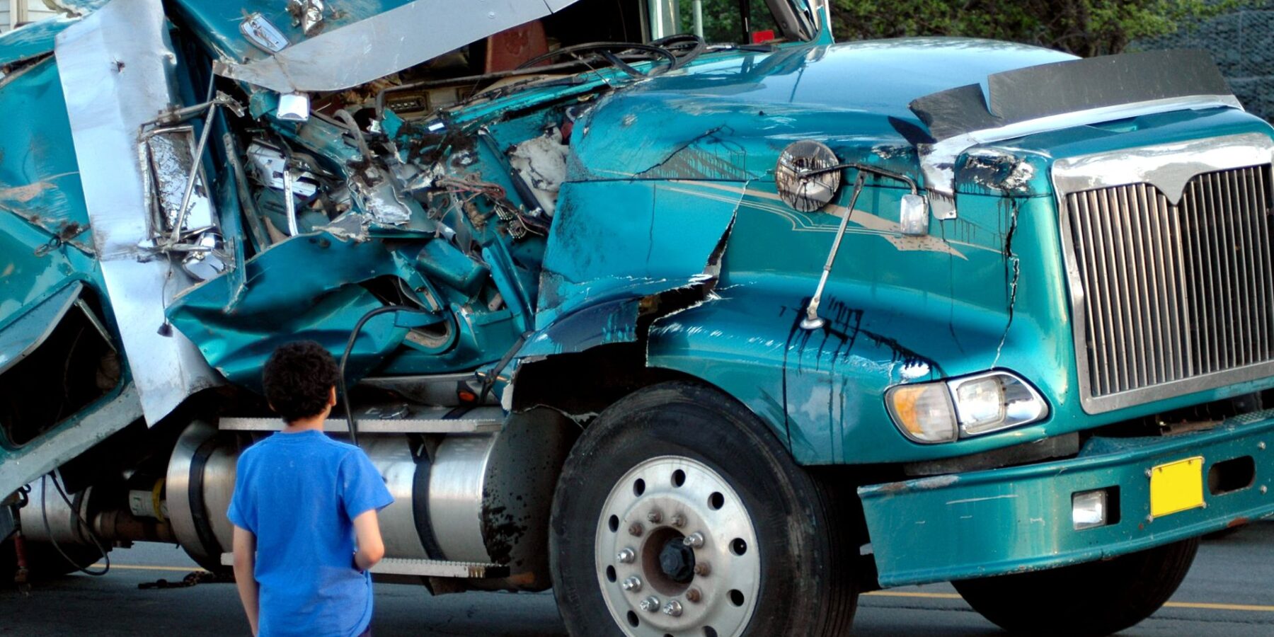 Top-Rated Casas Adobes Truck Accident Lawyer Fighting for Arizona Crash Victims