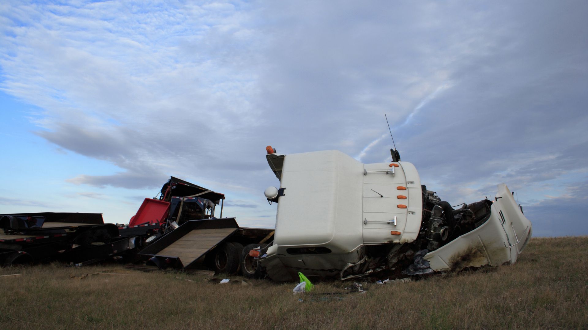 Contact a Maricopa Truck Accident Lawyer at The Advocates Today