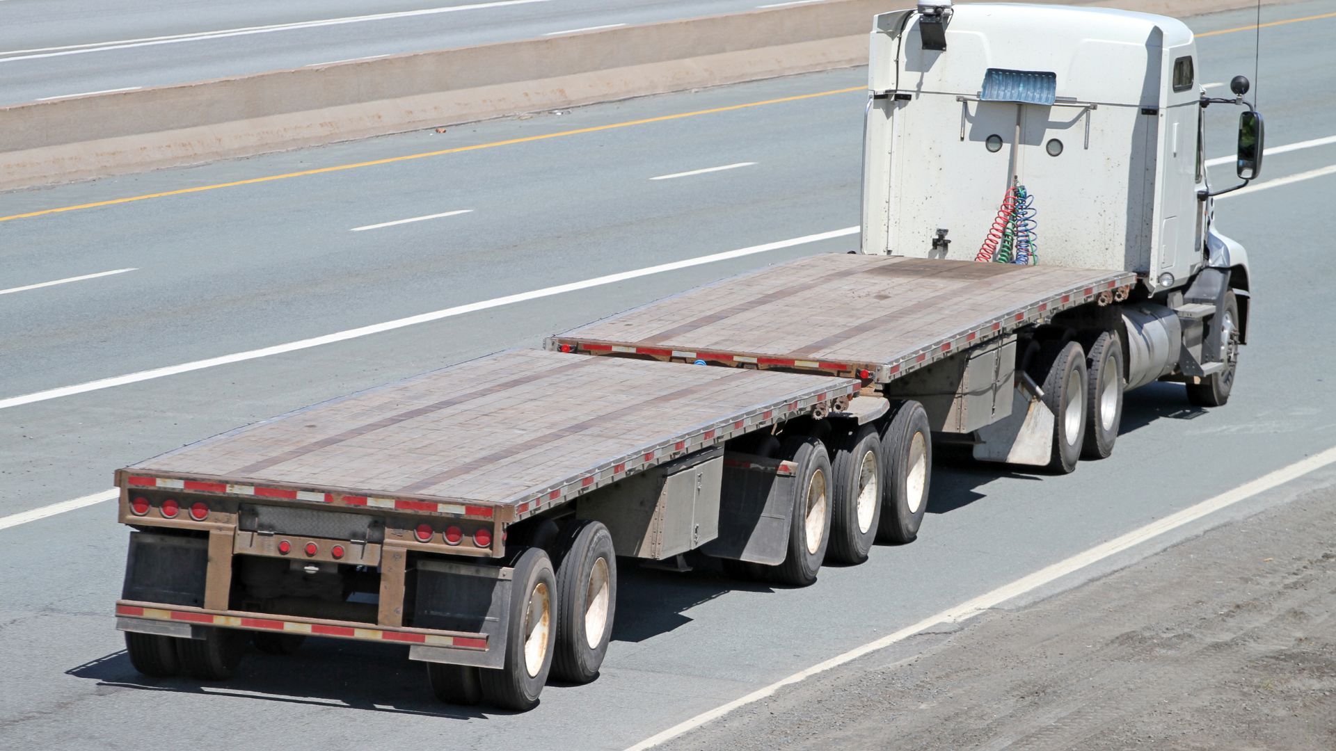 Contact an Arizona 18 Wheeler Accident Lawyer Today for Experienced Legal Guidance