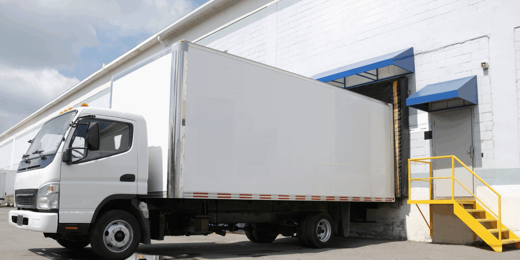 Maricopa County Truck Accident Lawyers image