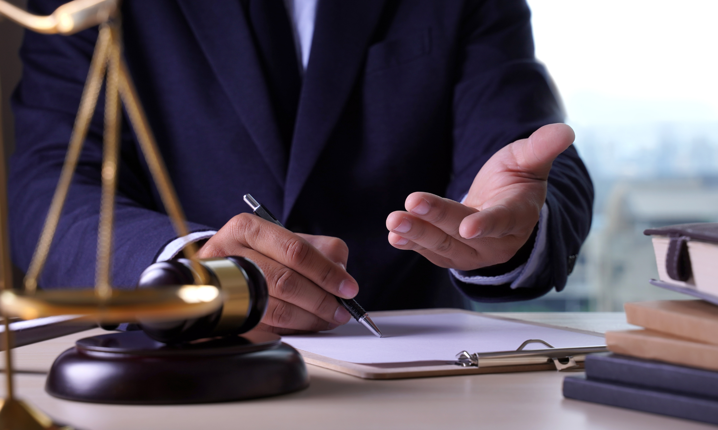 The Role of a San Tan Valley Motor Vehicle Accident Lawyer in Your Case